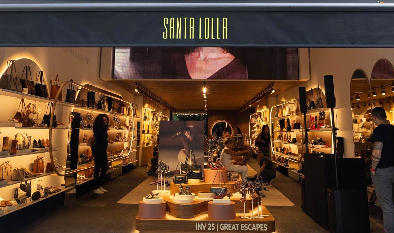 Fachada da loja Santa Lolla na Rua Oscar Freire, em São Paulo